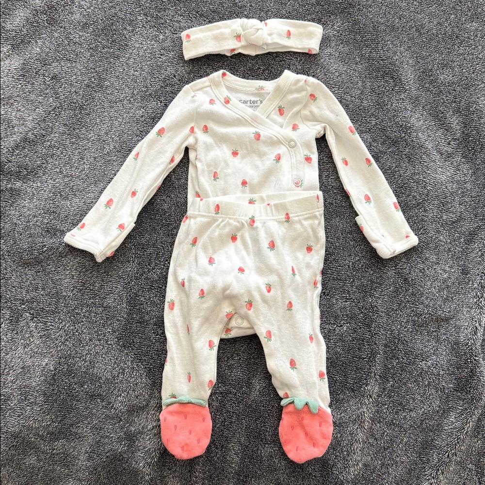 Carter's Baby girls 3pc Long sleeve top and bottom set